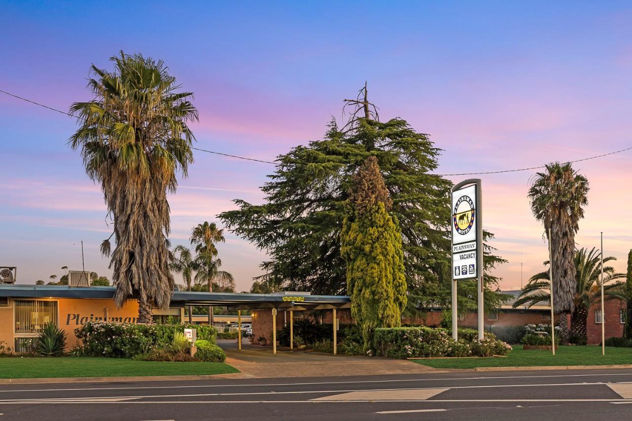 Plainsman Motel Forbes Buitenkant foto