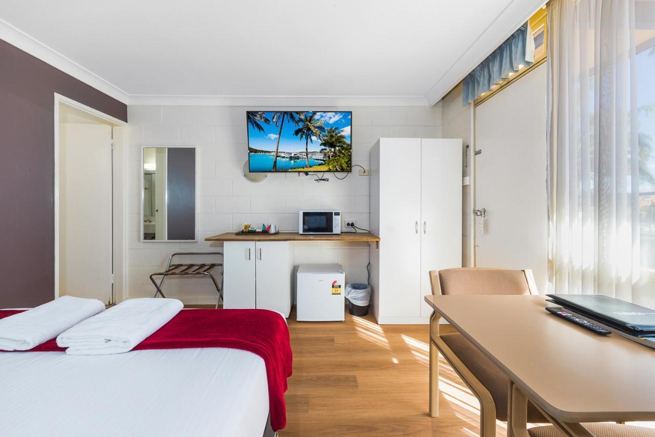 Plainsman Motel Forbes Buitenkant foto